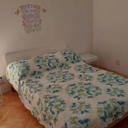 Apartament - Three Bedroom