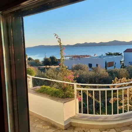 Apartment - Three Bedroom Kozino
